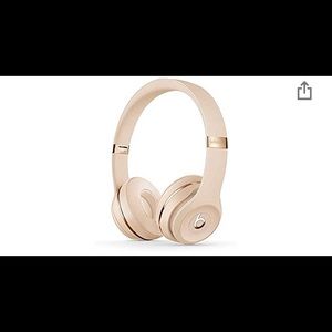 Beats Solo 3 Wireless on ear headphones